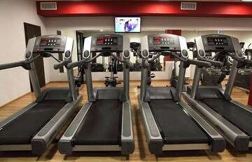 Фото номера Стандартный двухместный номер с 2 отдельными кроватями Отель Hotel Forum Fitness Spa &amp; Wellness г. Люблин 11
