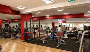 Фото номера Стандартный двухместный номер с 2 отдельными кроватями Отель Hotel Forum Fitness Spa &amp; Wellness г. Люблин 13