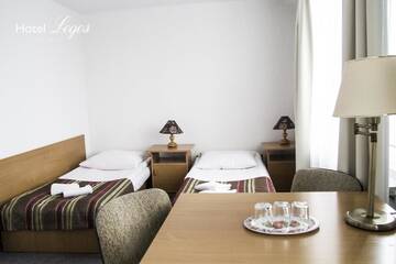 Фото номера Двухместный номер с 2 отдельными кроватями Отель Hotel Logos г. Люблин 4