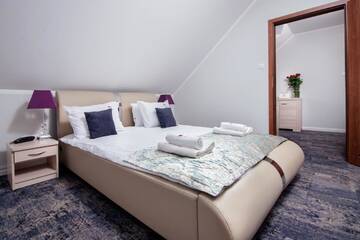 Фото номера Номер-студио Делюкс с кроватью размера &quot;king-size&quot; Отель Hotel Trzy Róże г. Люблин 2