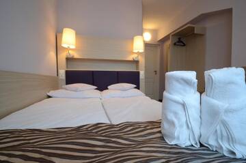 Фото номера Двухместный номер с 1 кроватью (для 1-2 взрослых) Отель Hotel PZMot г. Люблин 5