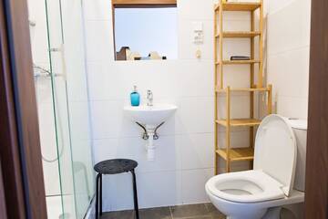 Фото номера Двухместный номер с 1 кроватью и душем Хостелы Folk Hostel г. Люблин 5
