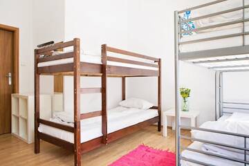 Фото номера Кровать в общем 6-местном номере Хостелы Folk Hostel г. Люблин 12