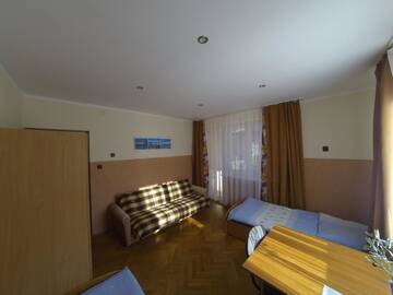 Фото номера Трехместный номер с общей ванной комнатой Хостелы Hostel Słodki Sen г. Люблин 4