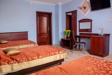Фото номера Трехместный номер Делюкс Отель Hotel Irys г. Люблин 5