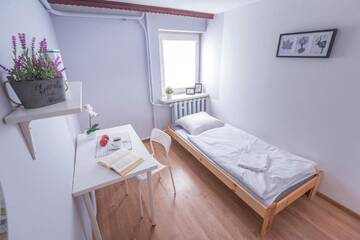 Фото номера Небольшой двухместный номер с 1 кроватью Хостелы Kujawska Rooms г. Люблин 6