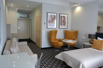 Фото номера Просторный двухместный номер с 2 отдельными кроватями Отель Hotel Atelia г. Люблин 2
