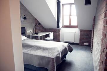 Фото номера Улучшенный одноместный номер Отель Hotel Grodzka 20 г. Люблин 2