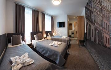 Фото номера Стандартный трехместный номер Отель HOTEL LUBLIN г. Люблин 5