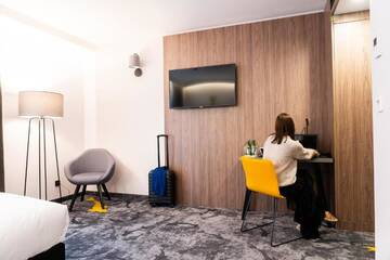 Фото номера Стандартный двухместный номер с 2 отдельными кроватями Отель ibis Styles Lublin Stare Miasto г. Люблин 4