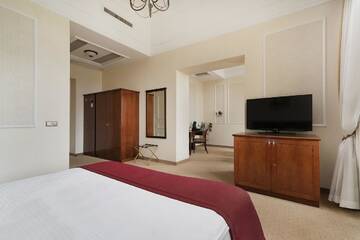 Фото номера Полулюкс с балконом Отель IBB Grand Hotel Lublinianka г. Люблин 3