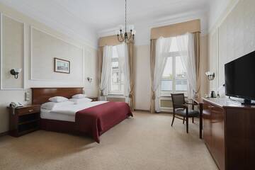 Фото номера Улучшенный двухместный номер с 1 кроватью Отель IBB Grand Hotel Lublinianka г. Люблин 4