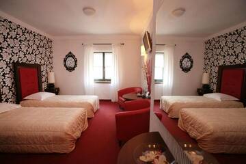 Фото номера Двухместный номер с 2 отдельными кроватями Отель Vanilla Hotel г. Люблин 8